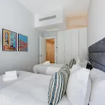 ' Exclusive Riverside Haven In Top-location ' Appartement