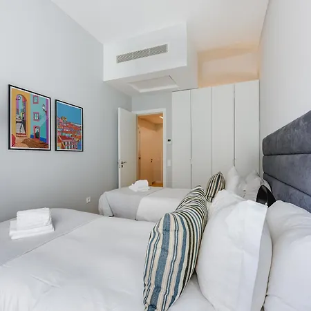 ' Exclusive Riverside Haven In Top-location ' شقة