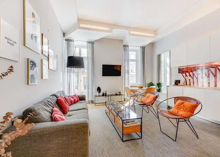 Apartamento ' Exclusive Riverside Haven In Top-location '